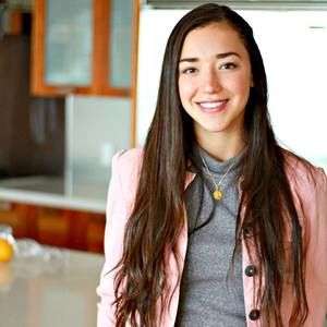 Meet your Posher, Daniela